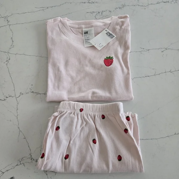 H&M Light Pink Strawberry 100% Cotton Pajama Set S - Picture 2 of 8